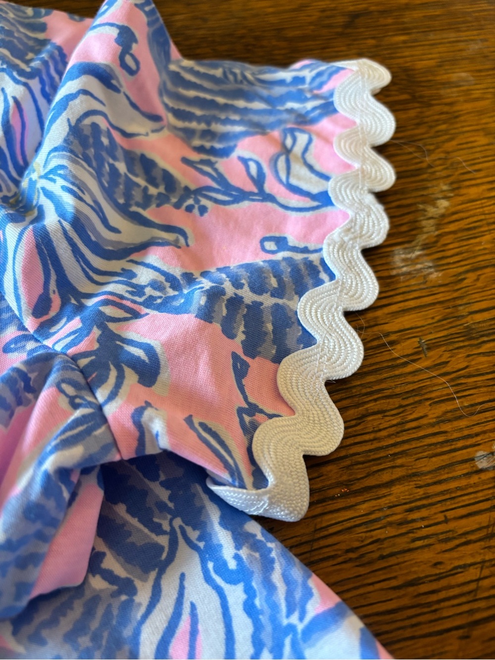 NWT Lilly Pulitzer Cody Dress - Size M - Retail $108 Cute Rickrack Sleeves - Picture 5 of 5